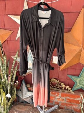 Women's Black to Coral Ombre Button-Front Shirt Dress